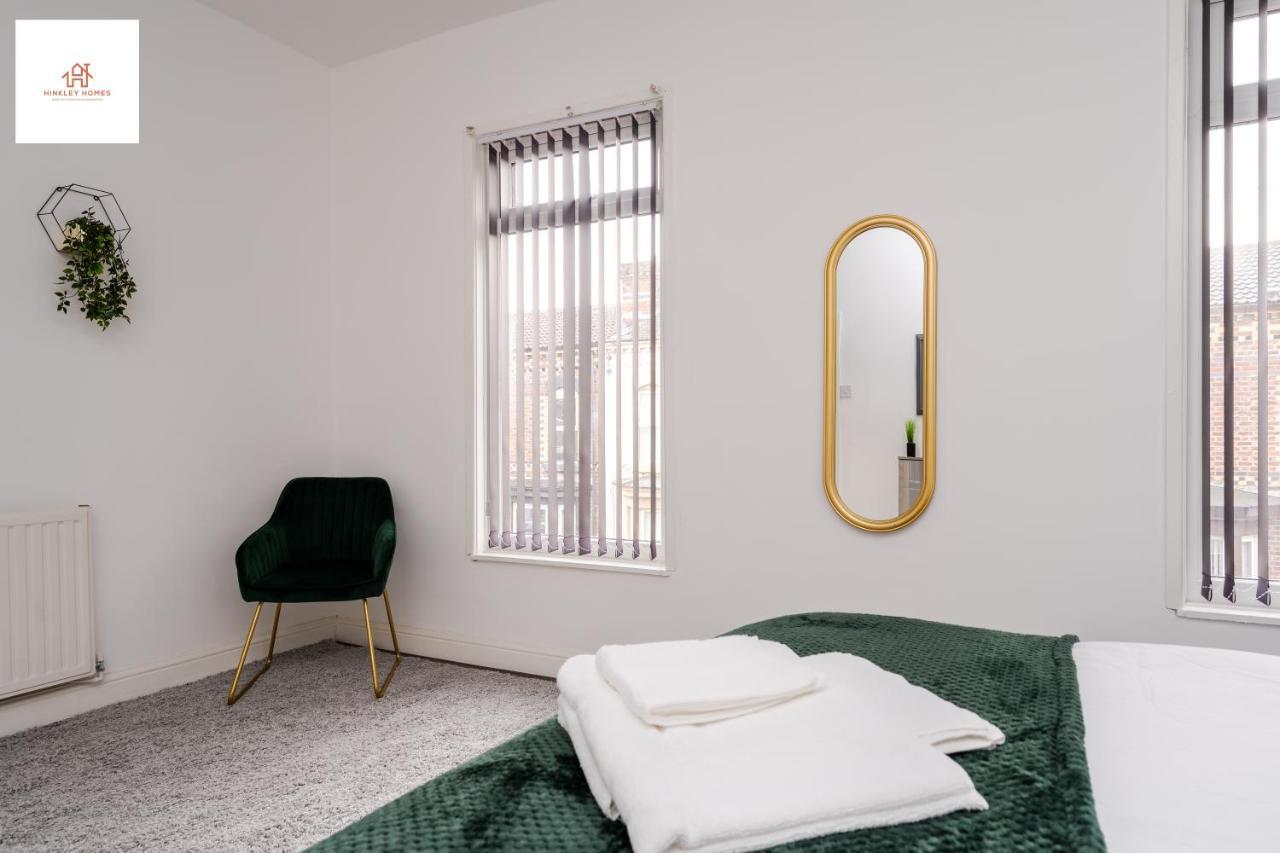 Immaculate 4 Bed In Liverpool By Hinkley Homes Short Lets & Serviced Accommodation Екстер'єр фото