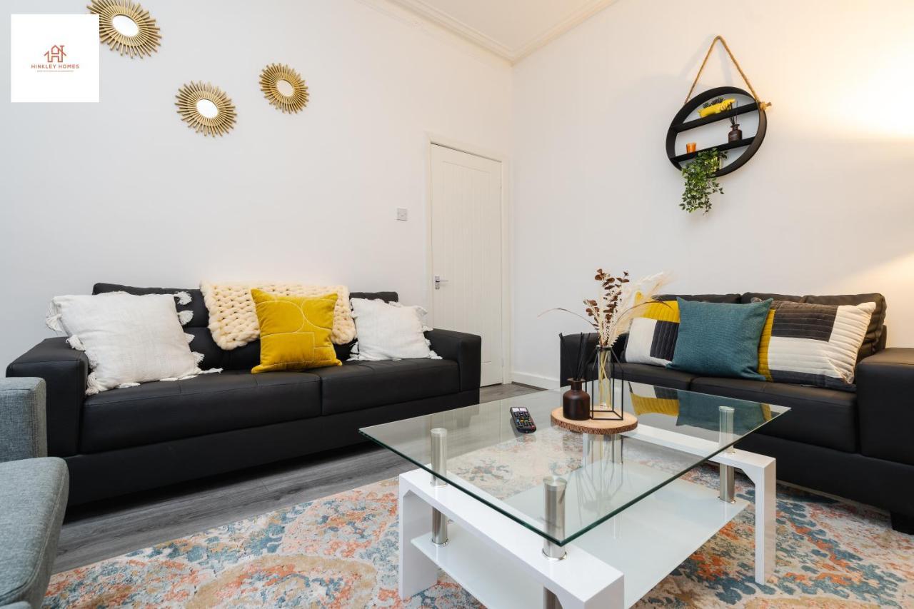 Immaculate 4 Bed In Liverpool By Hinkley Homes Short Lets & Serviced Accommodation Екстер'єр фото