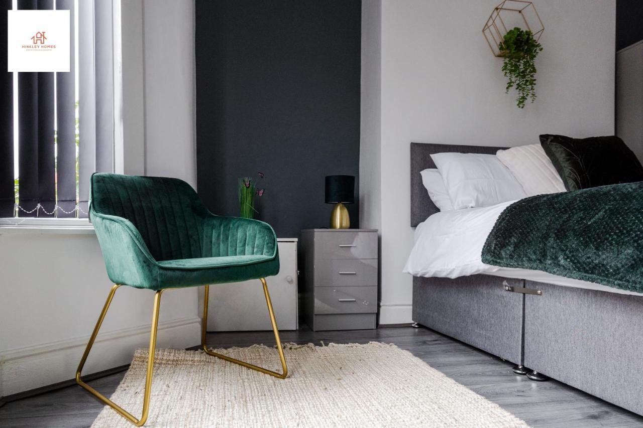 Immaculate 4 Bed In Liverpool By Hinkley Homes Short Lets & Serviced Accommodation Екстер'єр фото