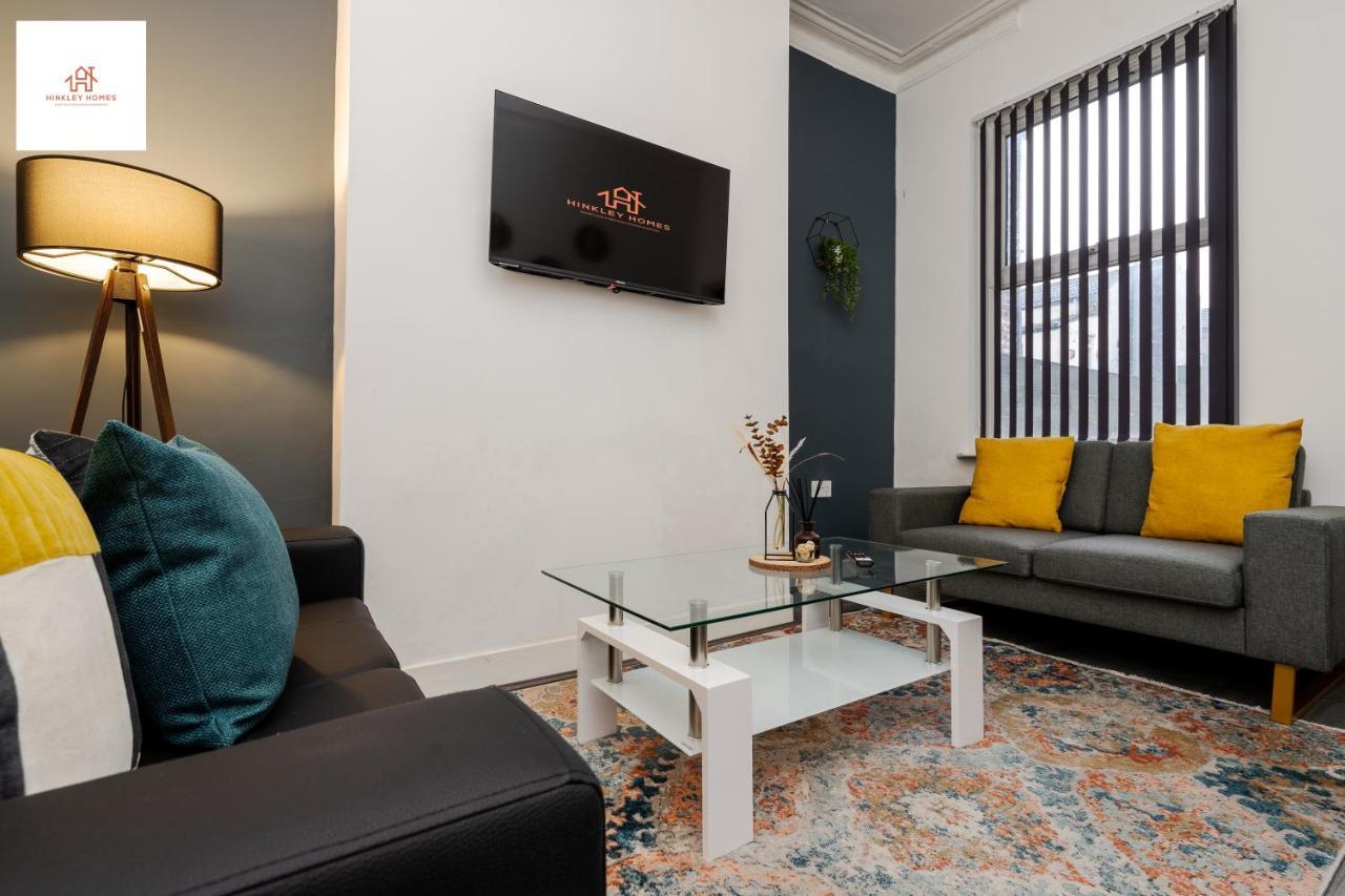 Immaculate 4 Bed In Liverpool By Hinkley Homes Short Lets & Serviced Accommodation Екстер'єр фото